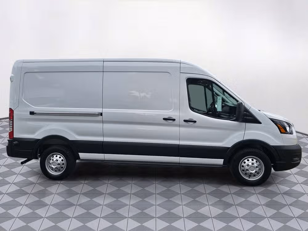 2026 Ford Transit 250 Cargo Image 8