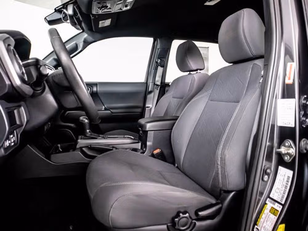 2018 Toyota Tacoma TRD Off-Road Double Cab Image 4