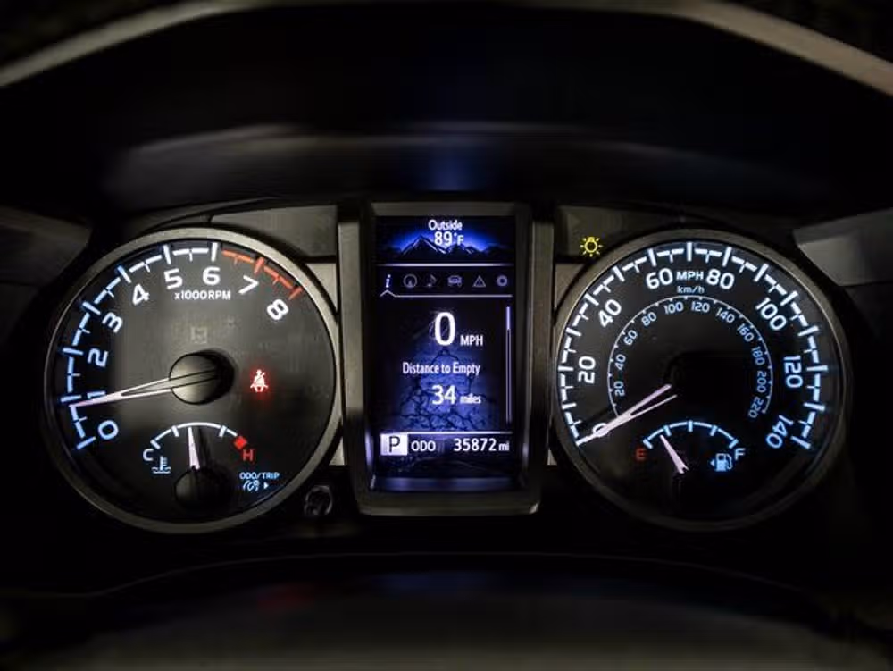 2018 Toyota Tacoma TRD Off-Road Double Cab Image 30