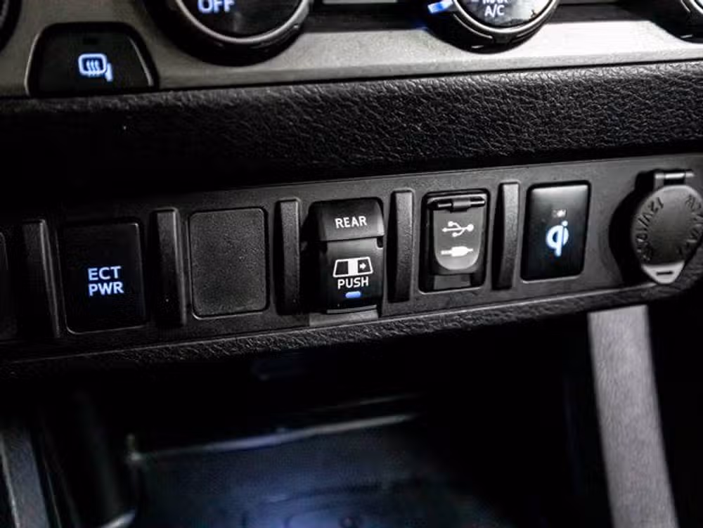 2018 Toyota Tacoma TRD Off-Road Double Cab Image 26