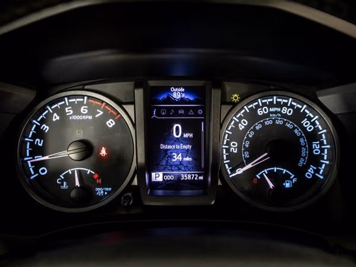 2018 Toyota Tacoma TRD Off-Road Double Cab Image 30