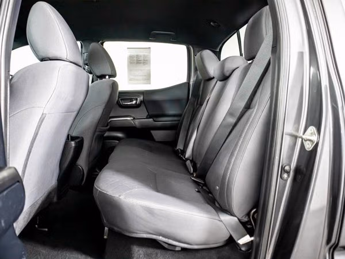 2018 Toyota Tacoma TRD Off-Road Double Cab Image 18