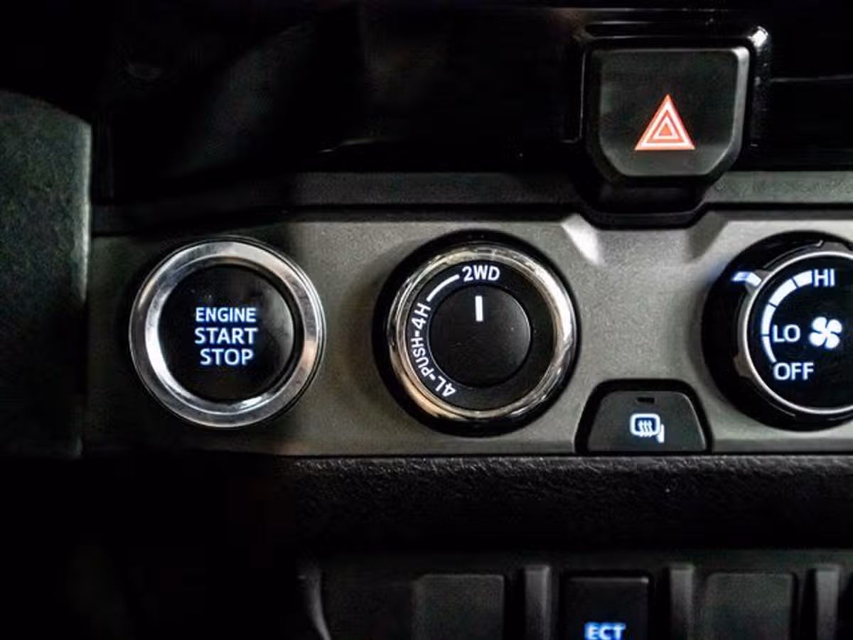 2018 Toyota Tacoma TRD Off-Road Double Cab Image 27