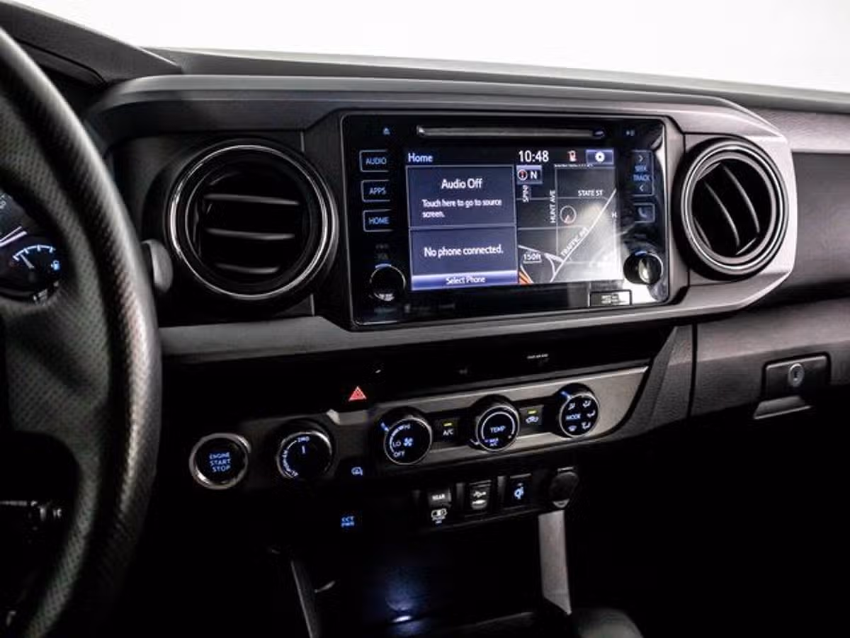 2018 Toyota Tacoma TRD Off-Road Double Cab Image 24