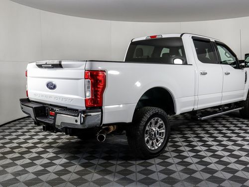2018 Ford F-350 Super Duty XLT Crew Cab Lower Image 1