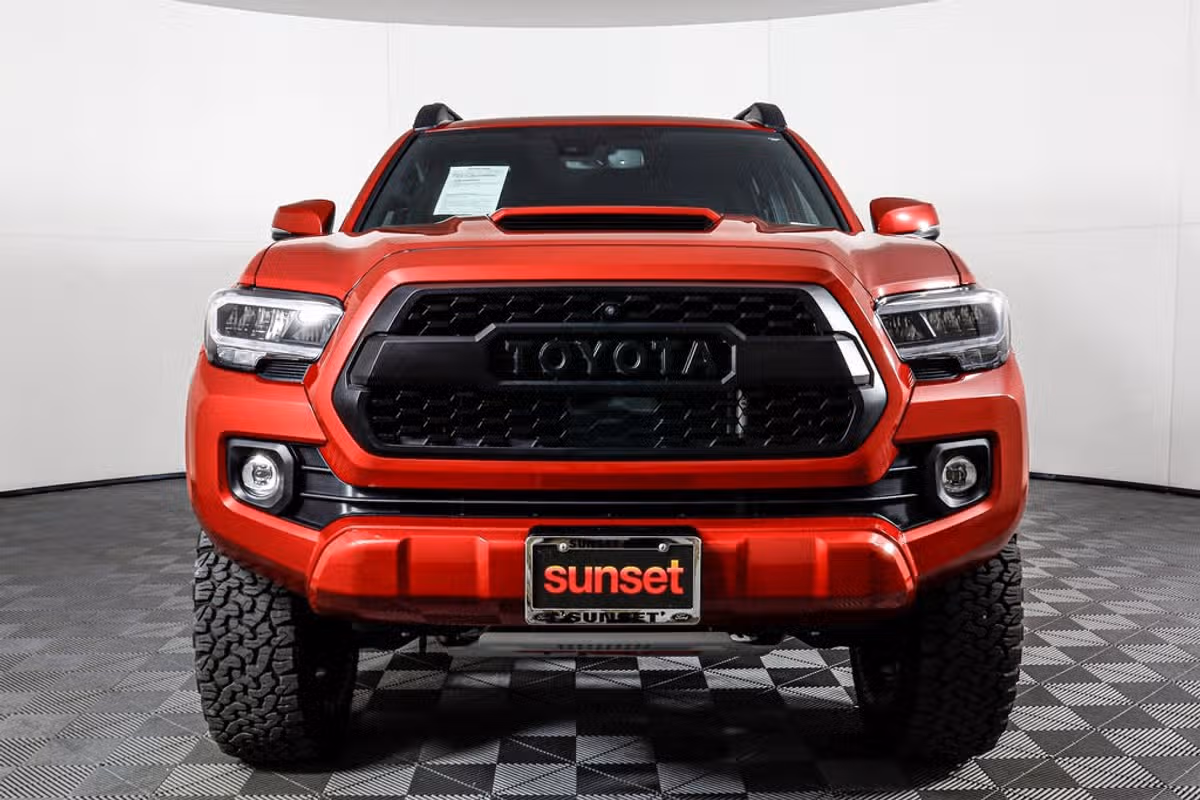 2022 Toyota Tacoma TRD Sport Double Cab Image 10