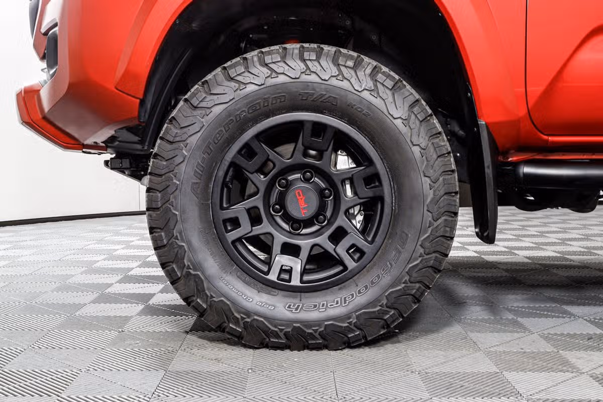 2022 Toyota Tacoma TRD Sport Double Cab Image 12