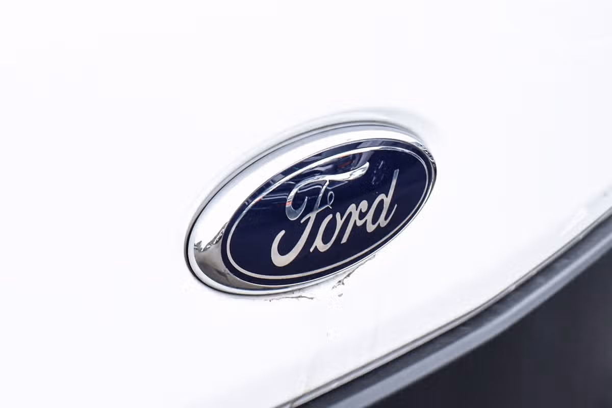 2024 Ford Transit 350 Extended Length Cargo Image 11