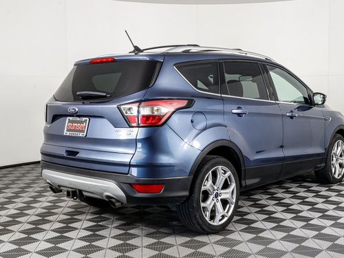2018 Ford Escape Titanium Lower Image 1