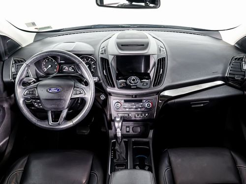 2018 Ford Escape Titanium Lower Image 3