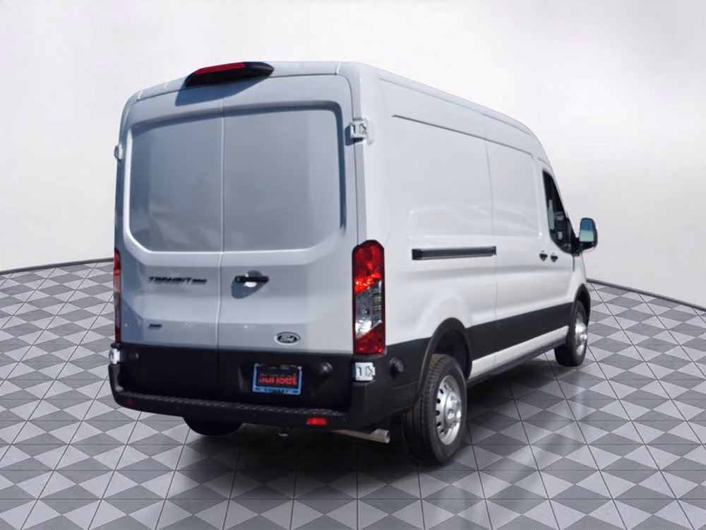 2026 Ford Transit 350 Cargo Image 7