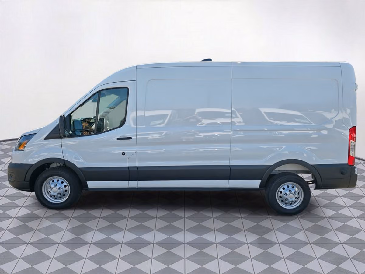 2026 Ford Transit 350 Cargo Image 4