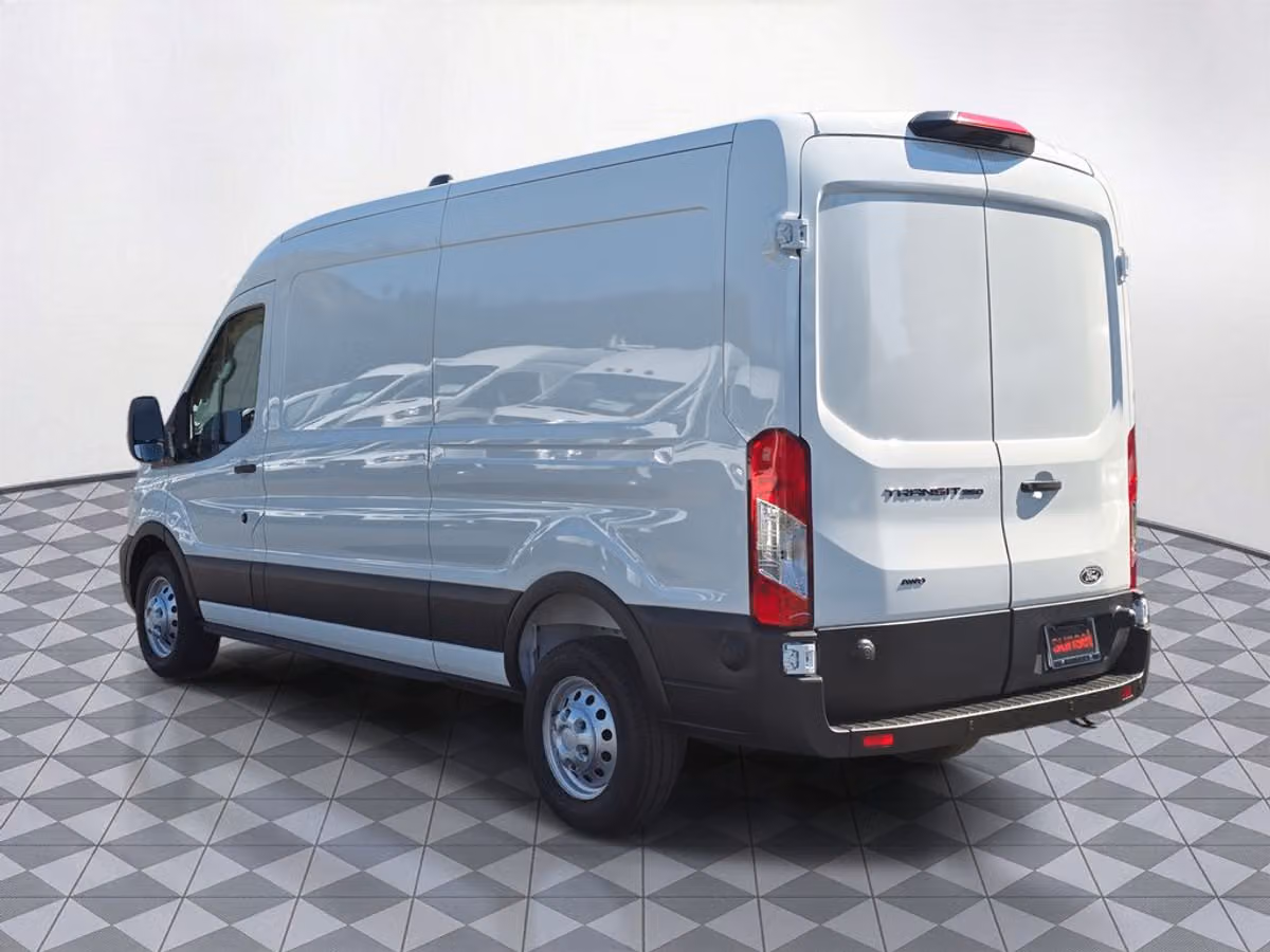 2026 Ford Transit 350 Cargo Image 5