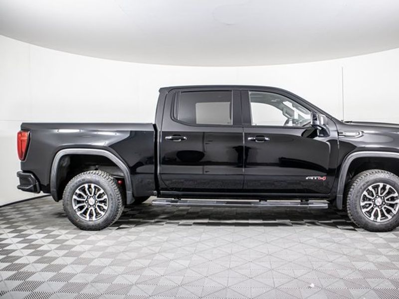 2021 GMC Sierra 1500 AT4 Crew Cab Upper Image 2