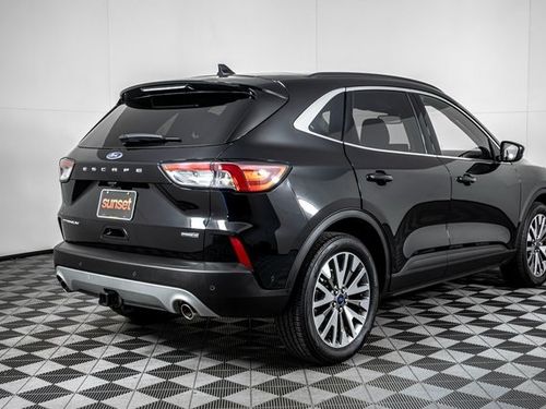 2021 Ford Escape Hybrid Titanium Lower Image 1