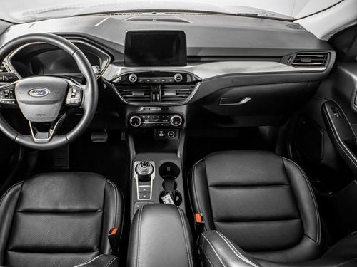 2021 Ford Escape Hybrid Titanium Lower Image 3