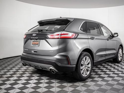 2022 Ford Edge Titanium Lower Image 1