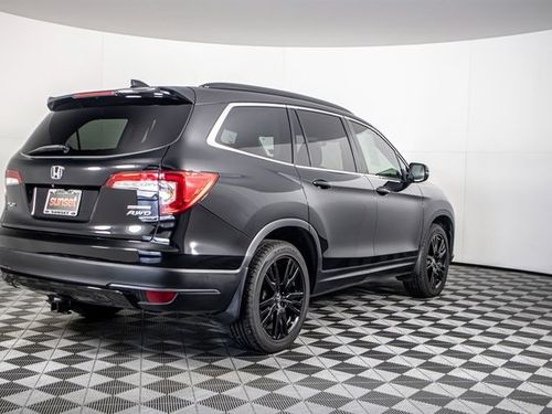 2021 Honda Pilot SE Lower Image 1