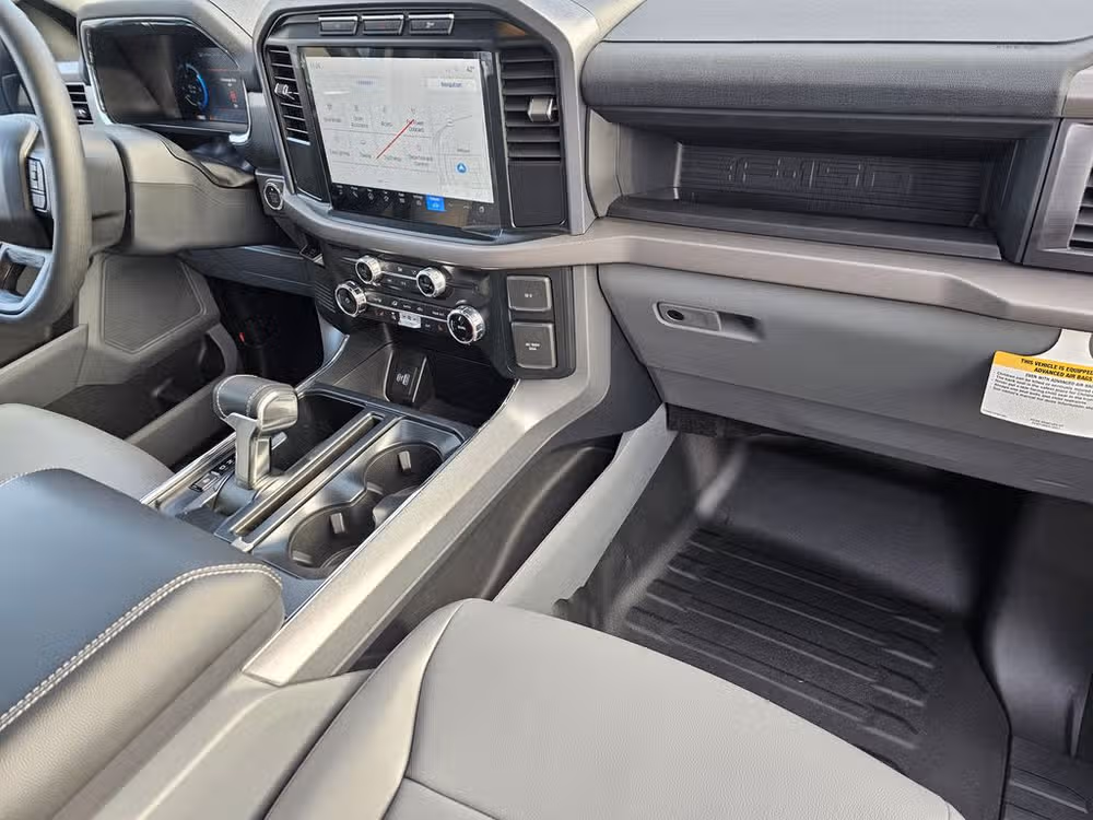 2024 Ford F-150 Lightning Pro SuperCrew Image 11