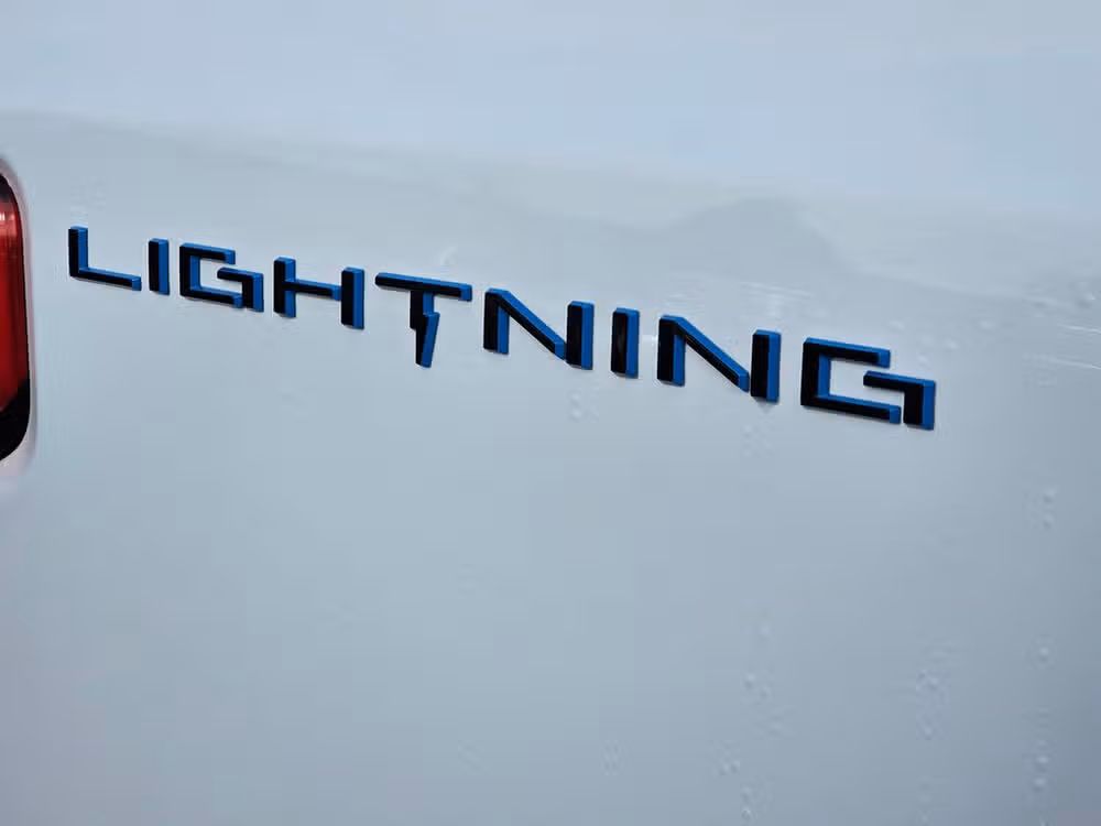 2024 Ford F-150 Lightning Pro SuperCrew Image 13