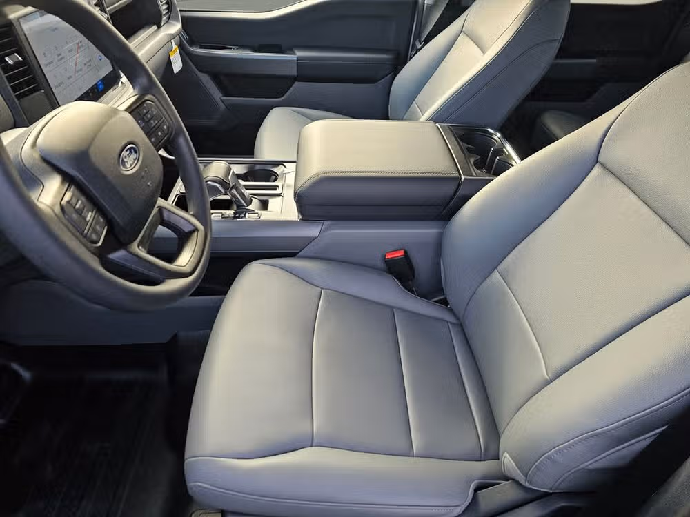 2024 Ford F-150 Lightning Pro SuperCrew Image 21