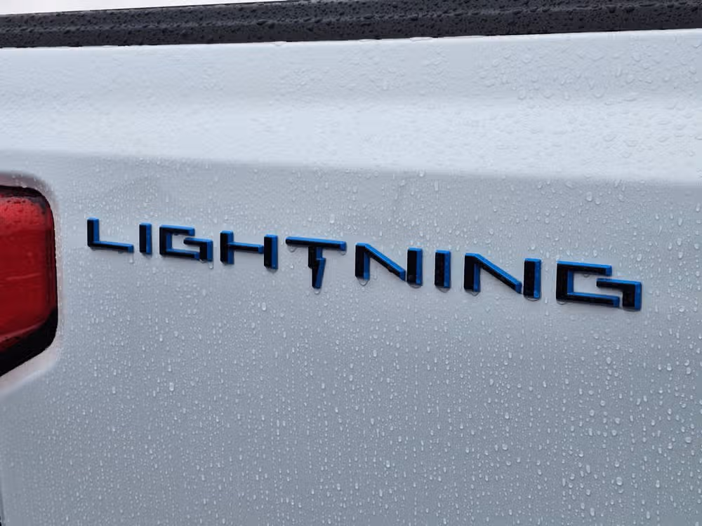 2024 Ford F-150 Lightning Pro SuperCrew Image 13