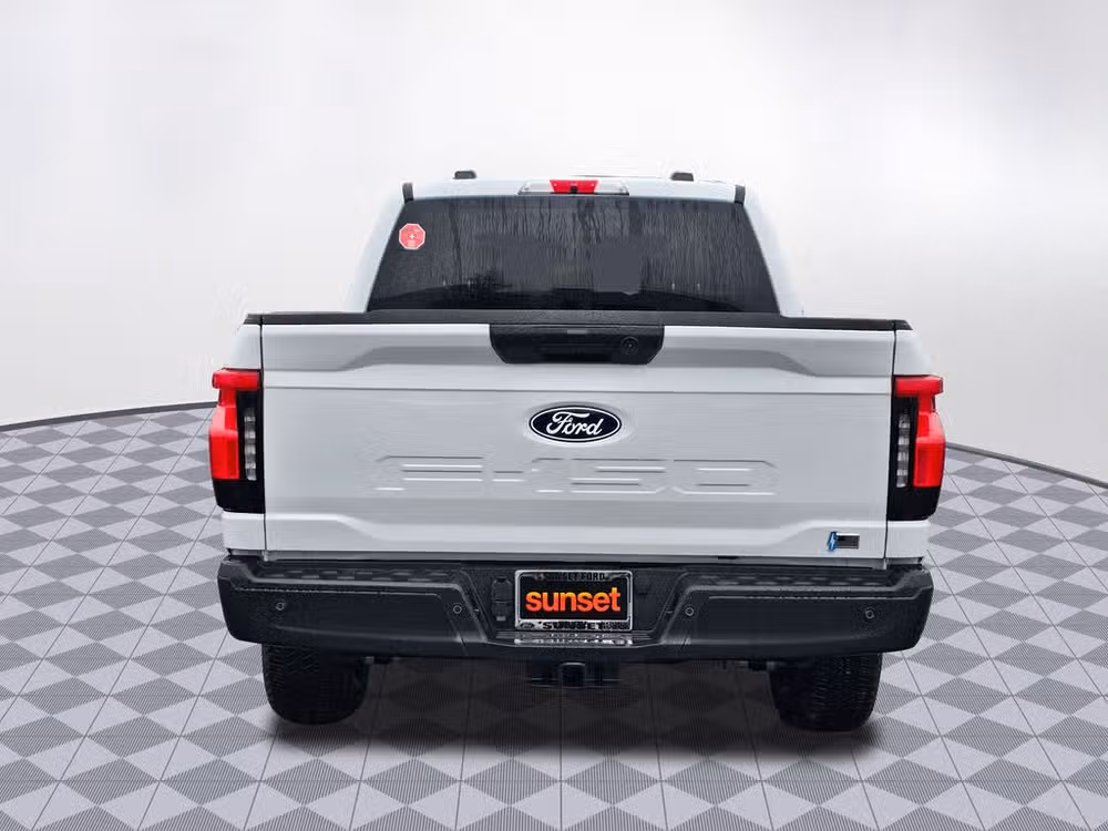 2024 Ford F-150 Lightning Pro SuperCrew Image 7