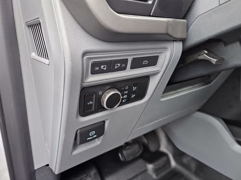 2024 Ford F-150 Lightning Pro SuperCrew Image 25