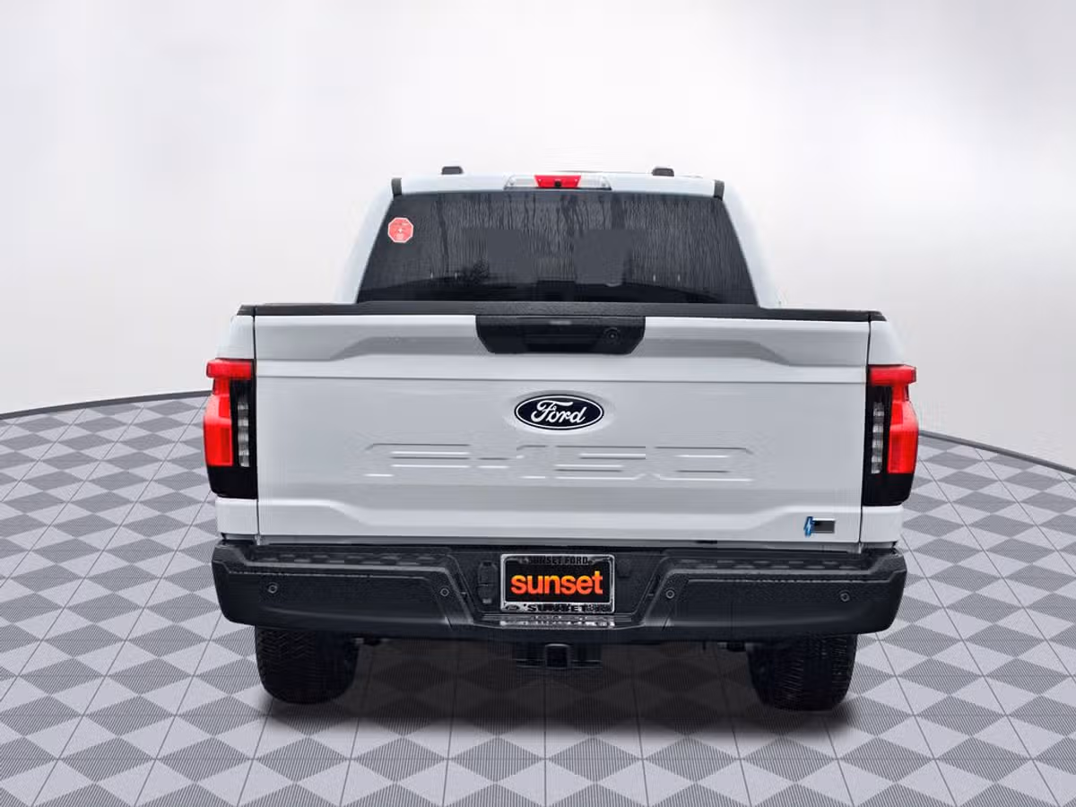 2024 Ford F-150 Lightning Pro SuperCrew Image 7
