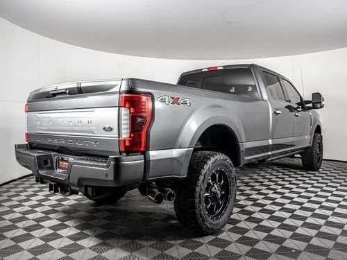 2017 Ford F-350 Super Duty Platinum Crew Cab Lower Image 1