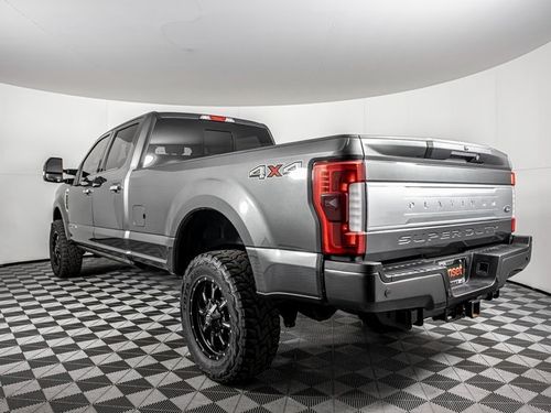 2017 Ford F-350 Super Duty Platinum Crew Cab Lower Image 3