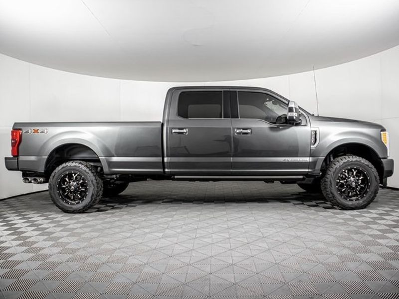 2017 Ford F-350 Super Duty Platinum Crew Cab Upper Image 2