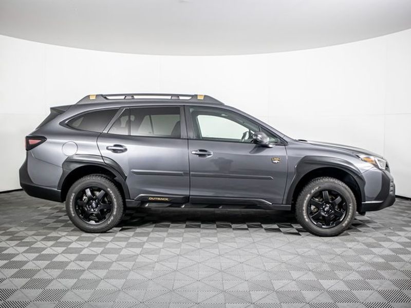 2022 Subaru Outback Wilderness Crossover Upper Image 2