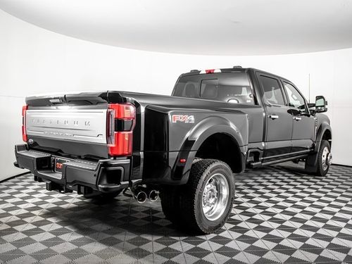 2024 Ford F-450 Super Duty Platinum Crew Cab Lower Image 1