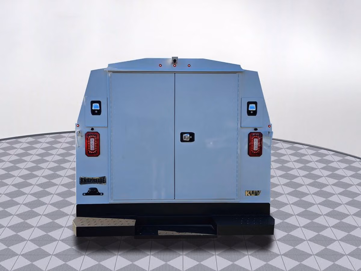 2025 Ford E-Series Base Commercial/Cutaway/Chassis Image 6