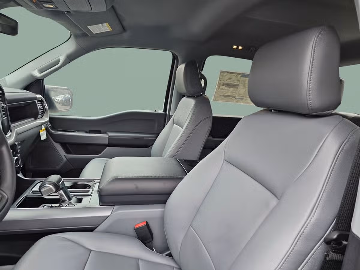 2024 Ford F-150 Lightning Pro SuperCrew Image 22