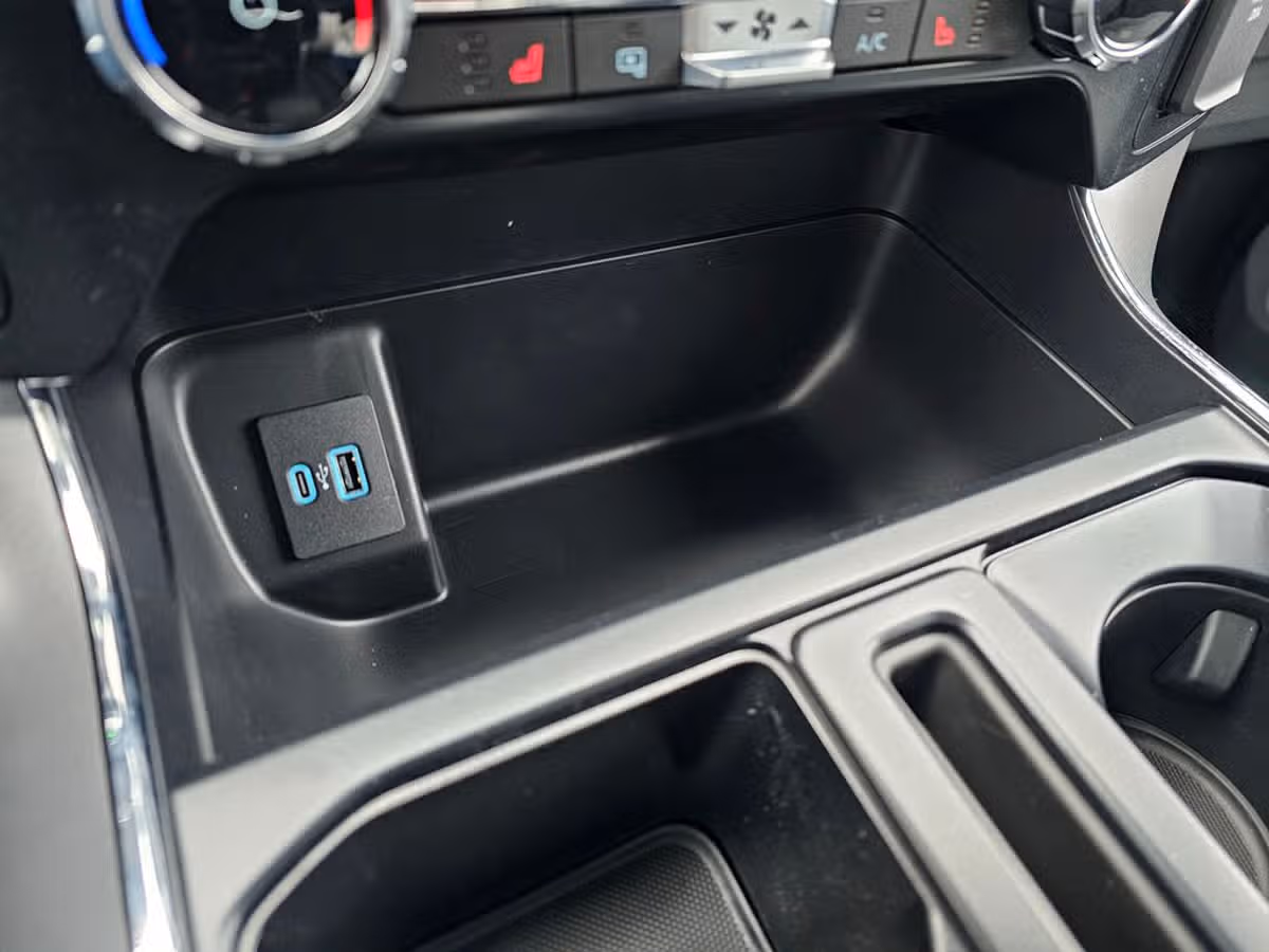 2024 Ford F-150 Lightning Pro SuperCrew Image 34