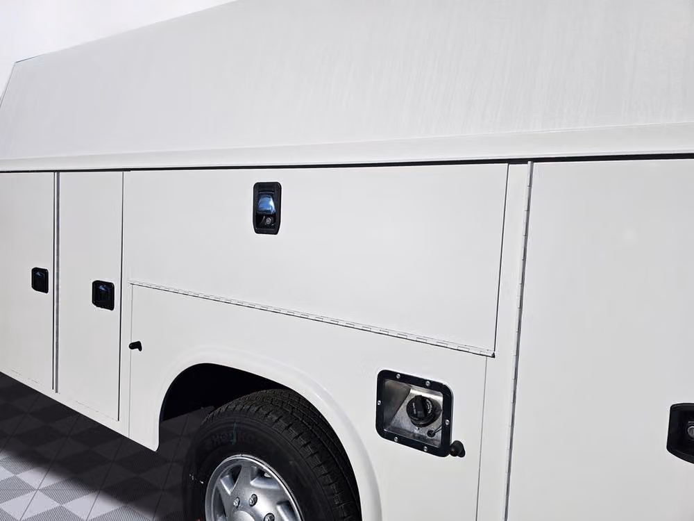2025 Ford E-Series Base Commercial/Cutaway/Chassis Image 20