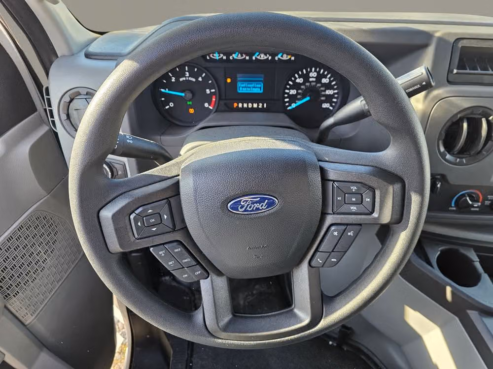2025 Ford E-Series Base Commercial/Cutaway/Chassis Image 26