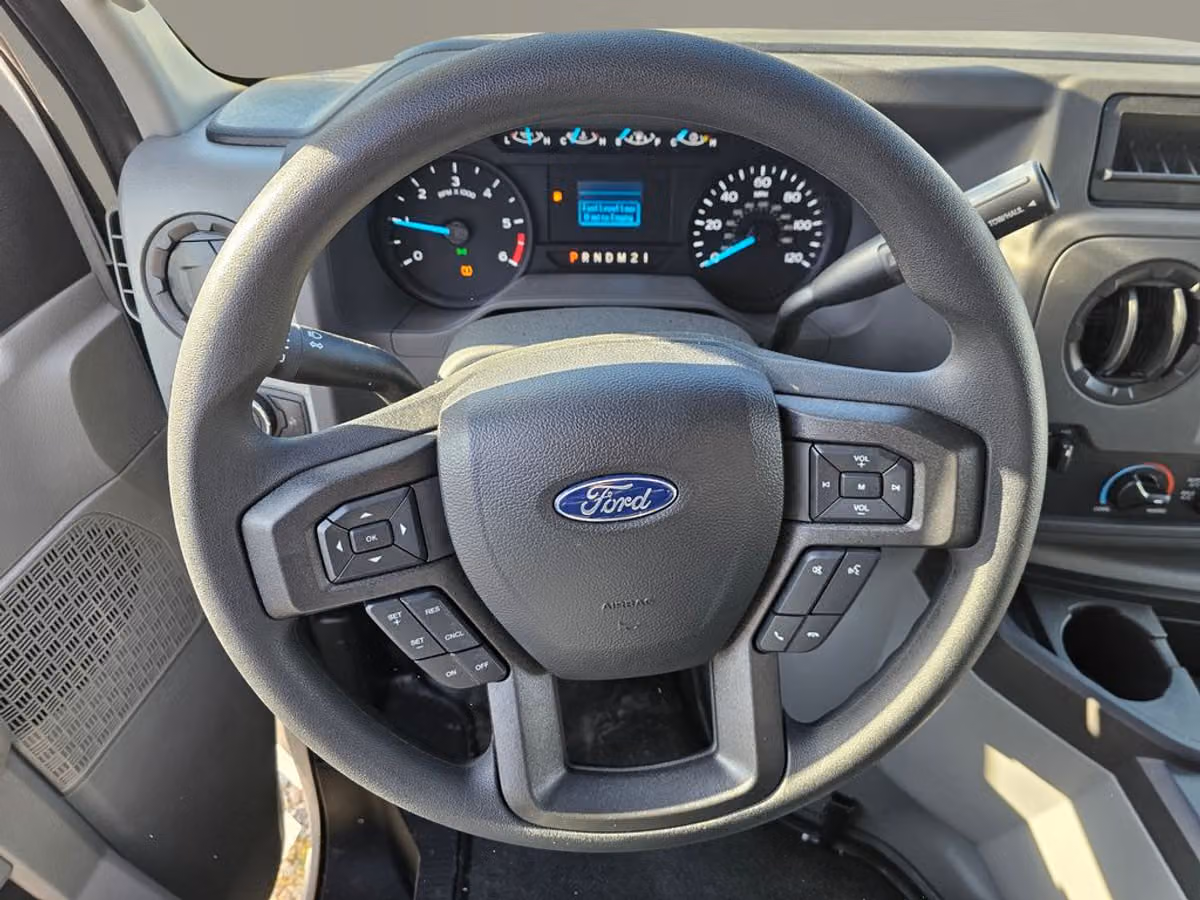 2025 Ford E-Series Base Commercial/Cutaway/Chassis Image 26