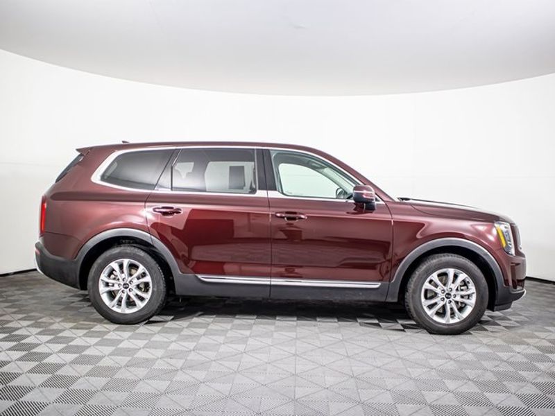2021 Kia Telluride LX Upper Image 2