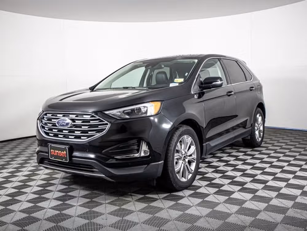 2023 Ford Edge Titanium Image 9