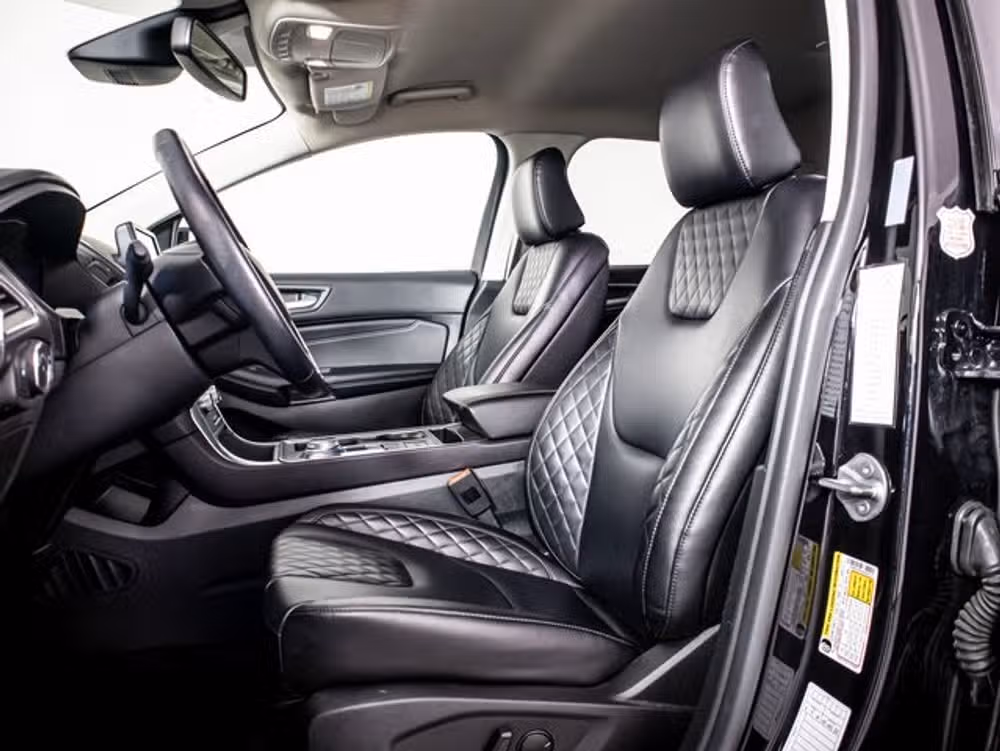 2023 Ford Edge Titanium Image 4