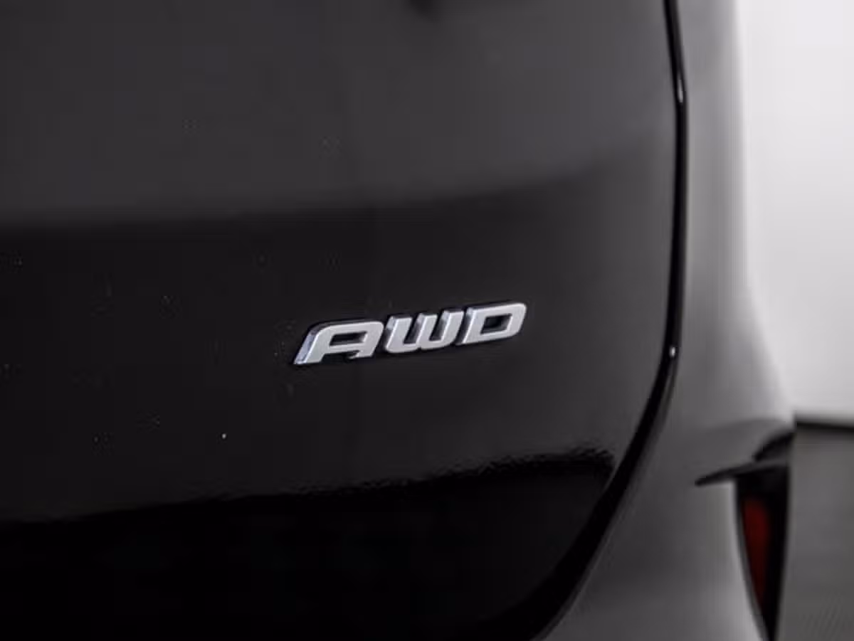 2023 Ford Edge Titanium Image 14