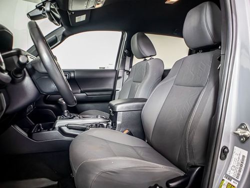 2018 Toyota Tacoma Double Cab Lower Image 2