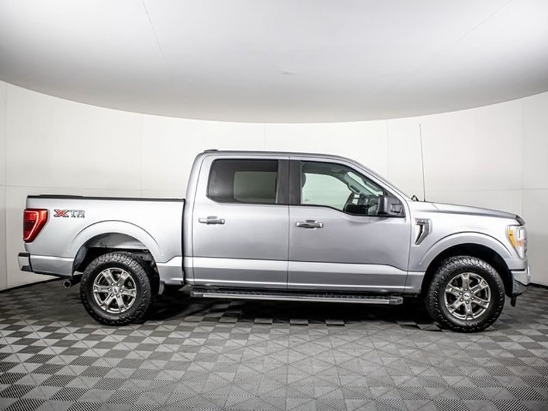 2021 Ford F-150 XLT SuperCrew Upper Image 2