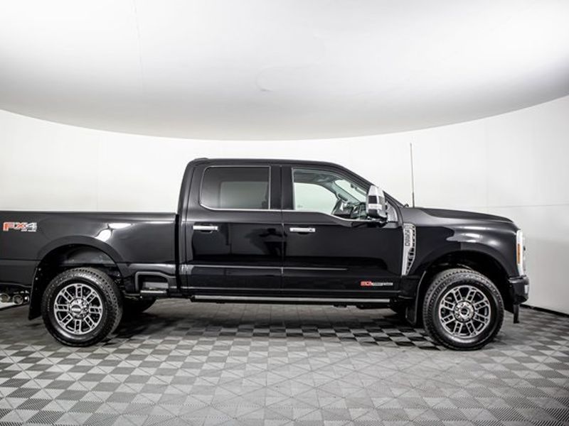 2024 Ford F-350 Super Duty Limited Crew Cab Upper Image 2