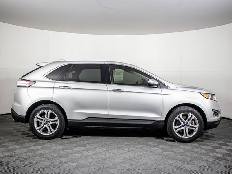 2018 Ford Edge Titanium Upper Image 2