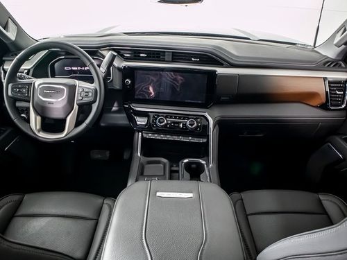2025 GMC Sierra 3500HD Denali Crew Cab Lower Image 3