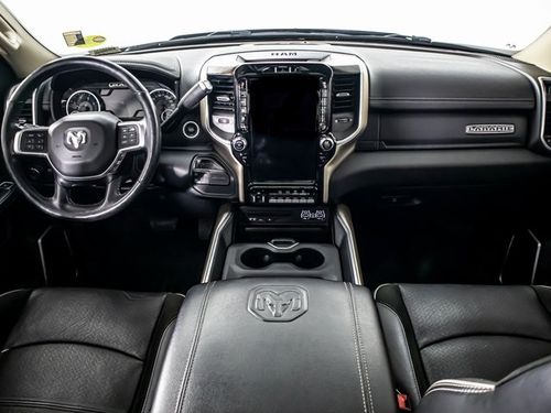 2019 Ram 3500 Laramie Crew Cab Lower Image 3